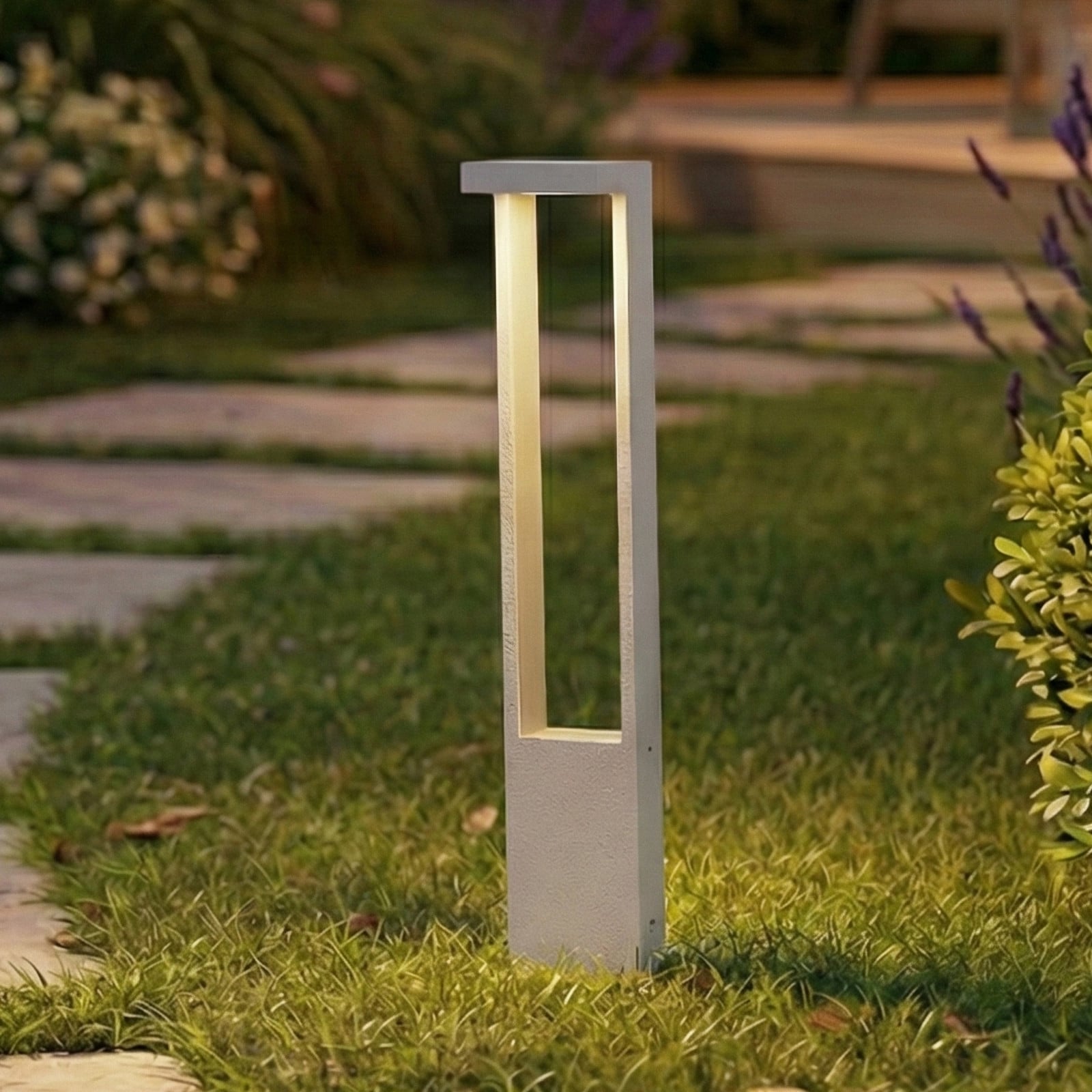 Bolardo luminoso LED Lonete, altura 65 cm, blanco, IP65 - Lindby - Terraza - Moderno - Aluminio - Angular