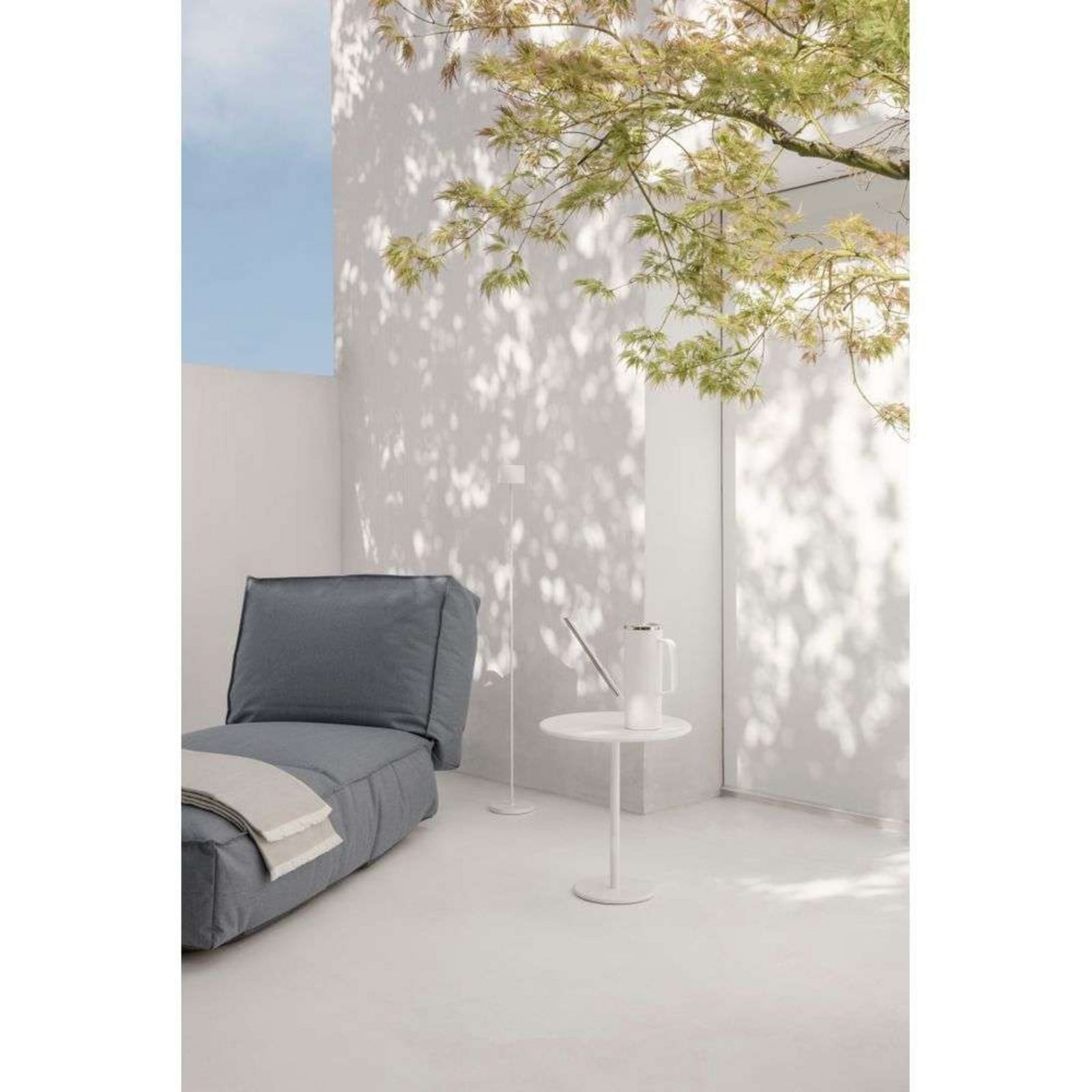 Farol Portable Lámpara de pie Blanco - Blomus - Terraza - Aluminio
