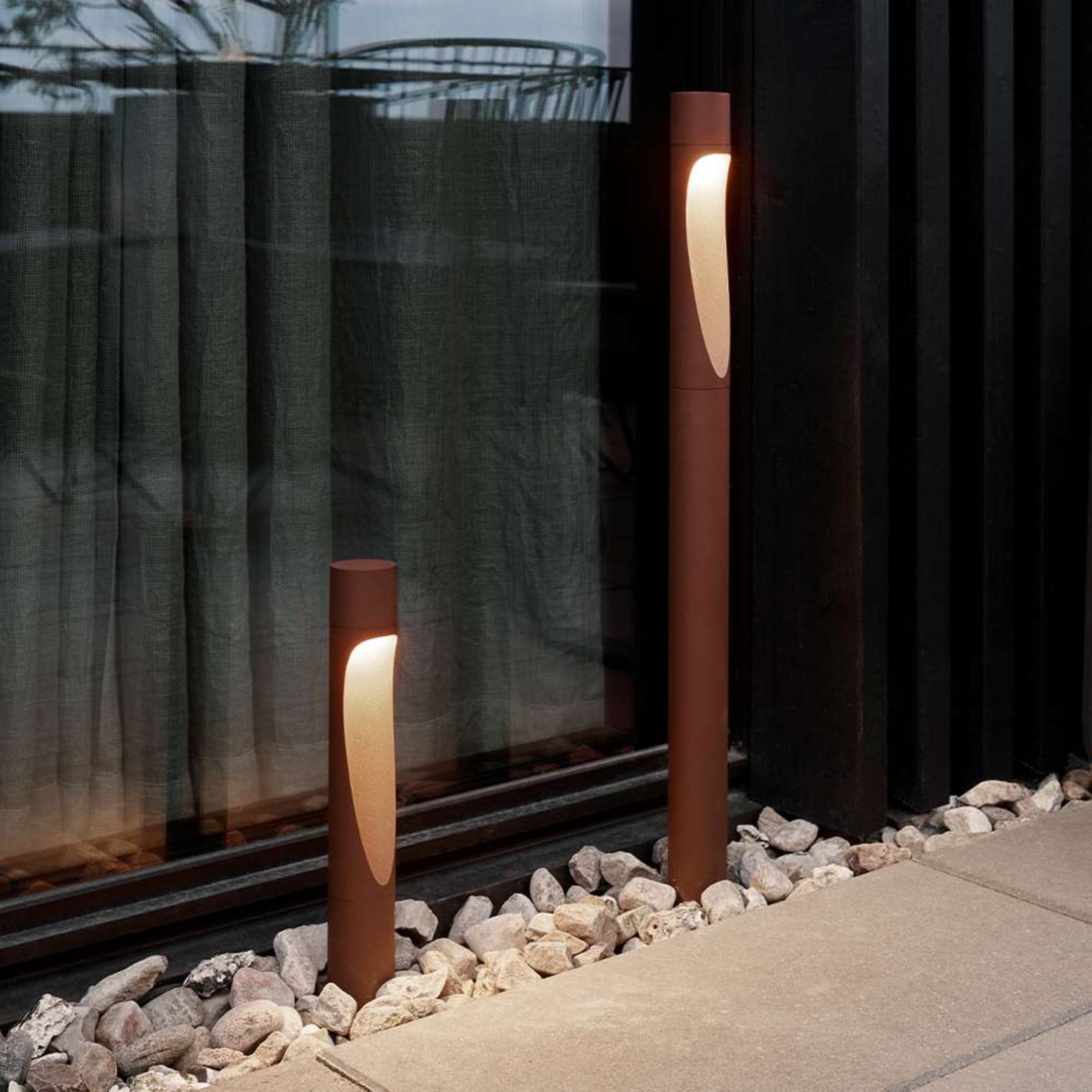 Lámpara de jardín Flindt Garden Short LED 2700K con ancla Corten - Louis Poulsen - Terraza - Aluminio
