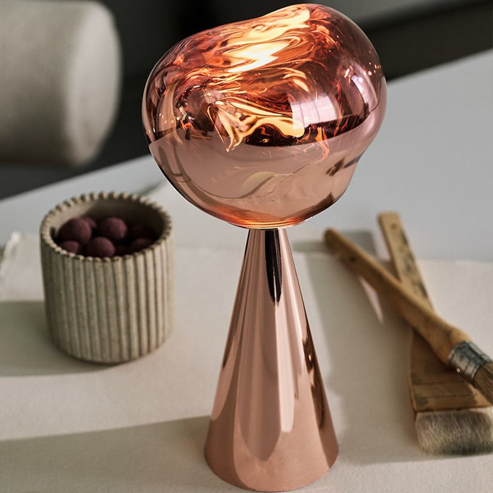 Lámpara de mesa Melt Portable Copper - Tom Dixon - Terraza - Diseño - Plástico - Con pantalla