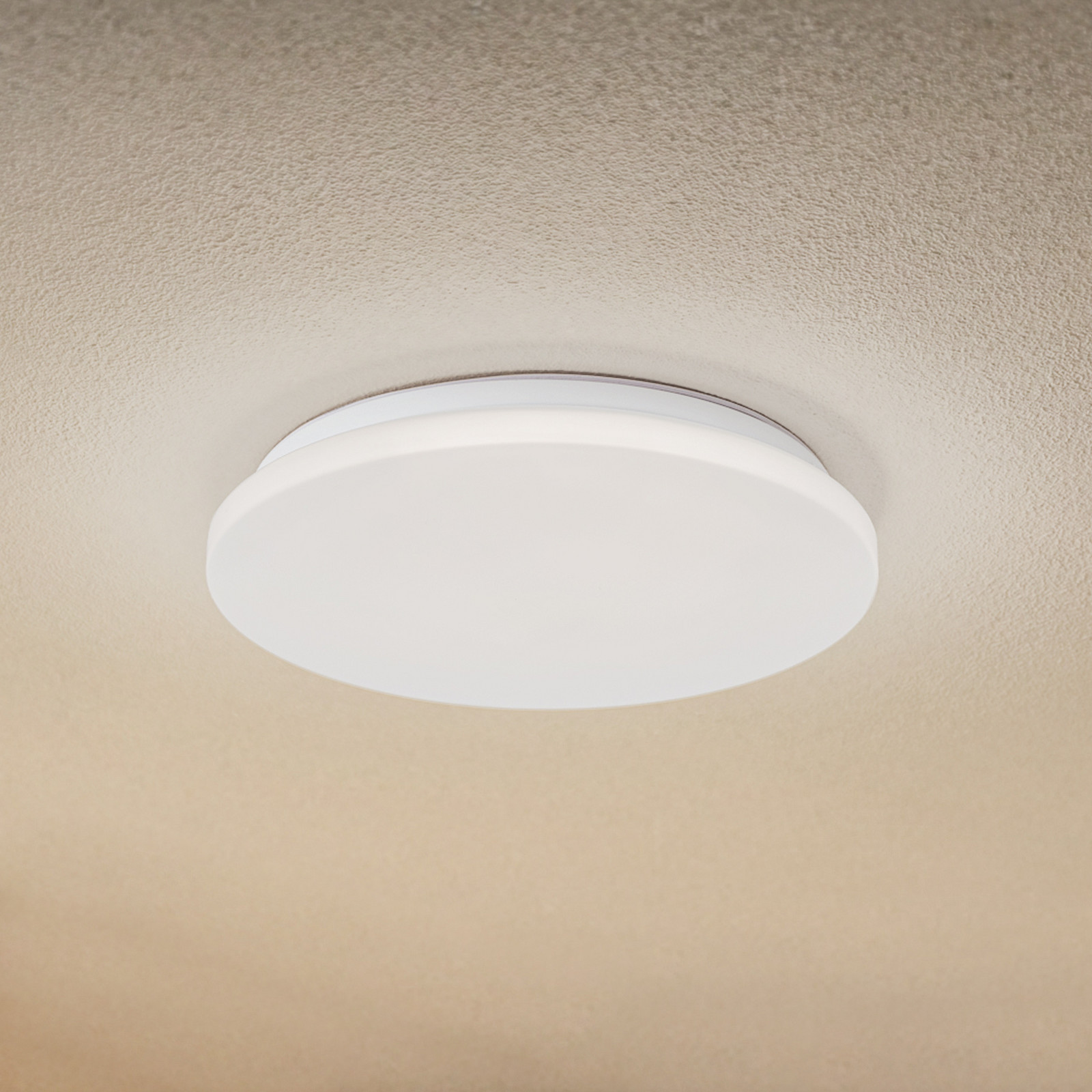 Lámpara LED de techo para exterior Kirkola, 3000 K, Ø 34 cm, blanca - Lindby - Sótano - Plástico - Redonda