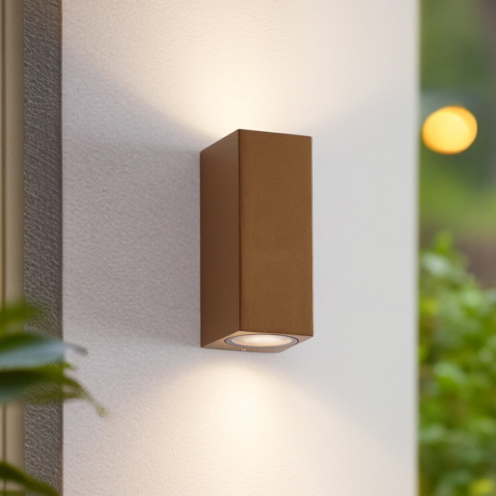 Xava En el exterior Aplique de Pared Up/Down Marrón - Lucande - Balcón - Moderno - Aluminio - Angular