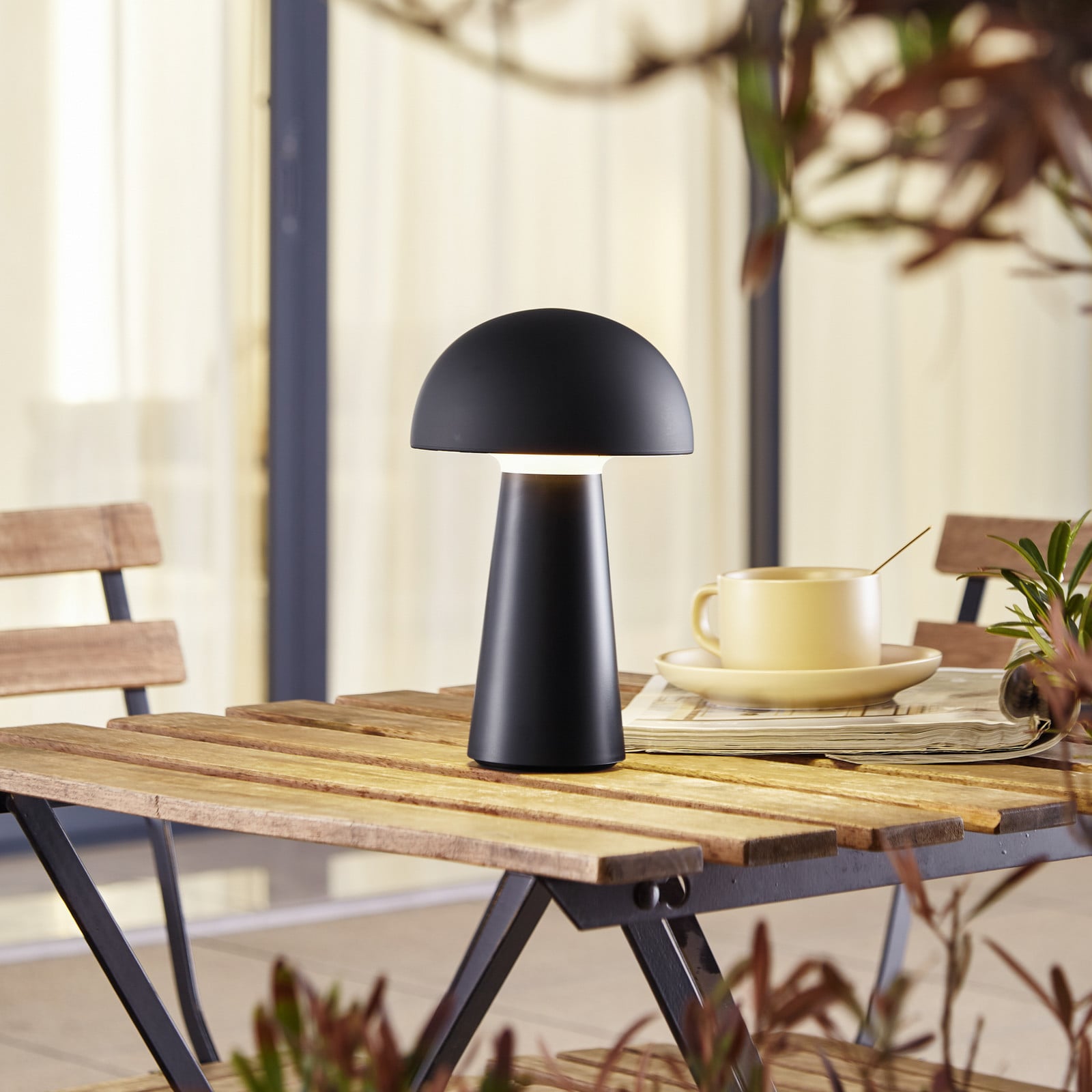 Zyre LED Portable Lámpara de Sobremesa IP44 Black - Lindby - Sala de estar / salón - Con pantalla